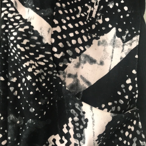 Lululemon Sweater - Picture 5 of 8